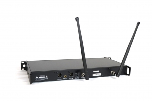 RFIntell QL7R/T1-A 651,800-683,400 МГц 2-канальная радиосистема с 2-мя ручными микрофонами в Петрозаводске